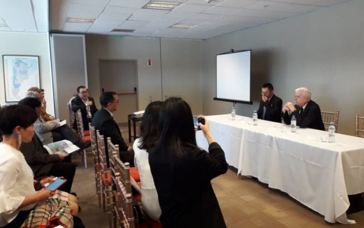 Visita de una misión oficial y empresaria de Chengdu/ Sucursal inteligente del ICBC en Puerto Madero/ Guizhou firmó convenios con San Juan y Chubut