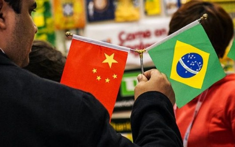 China elevará lazos con Brasil hasta un nuevo nivel según el canciller Wang Yi