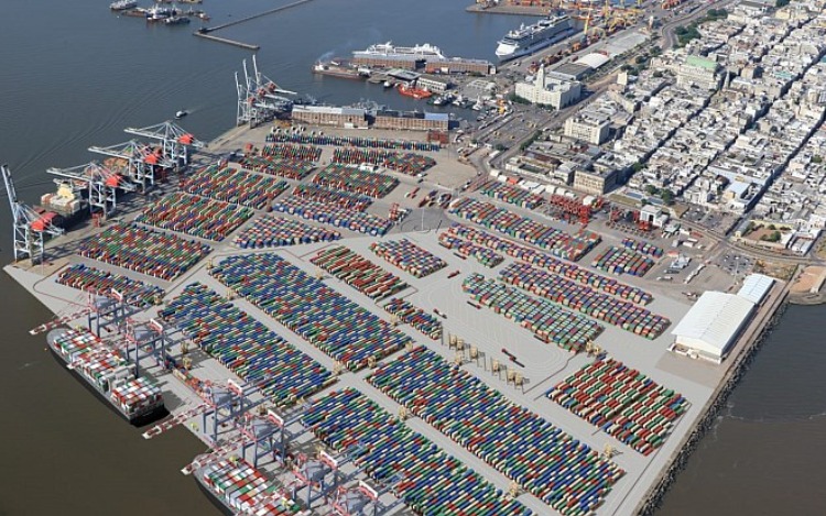Uruguay proyecta transformar a Montevideo en el puerto hub más importante del Cono Sur