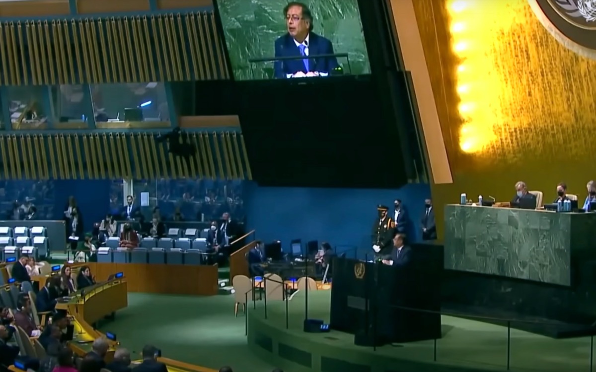 Latinoamérica en 2025 de cara al futuro: Paz, integración y democracia frente a un mundo en crisis